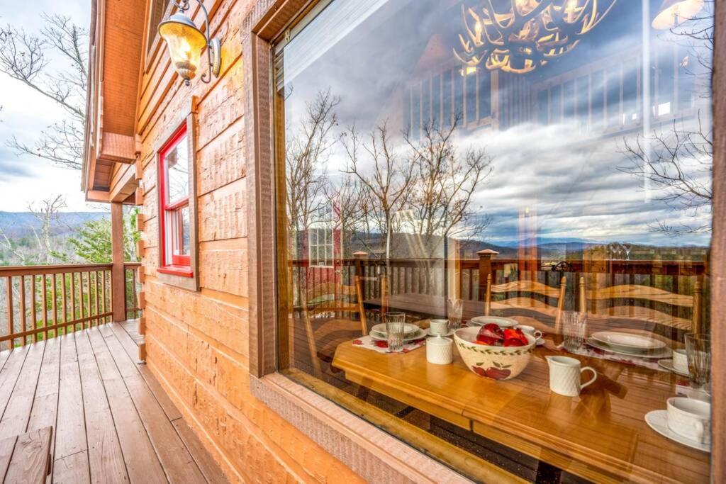 Over The Mountain - Smoky Mountain View Cabin Sevierville Exterior photo