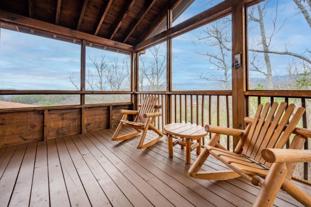 Over The Mountain - Smoky Mountain View Cabin Sevierville Exterior photo